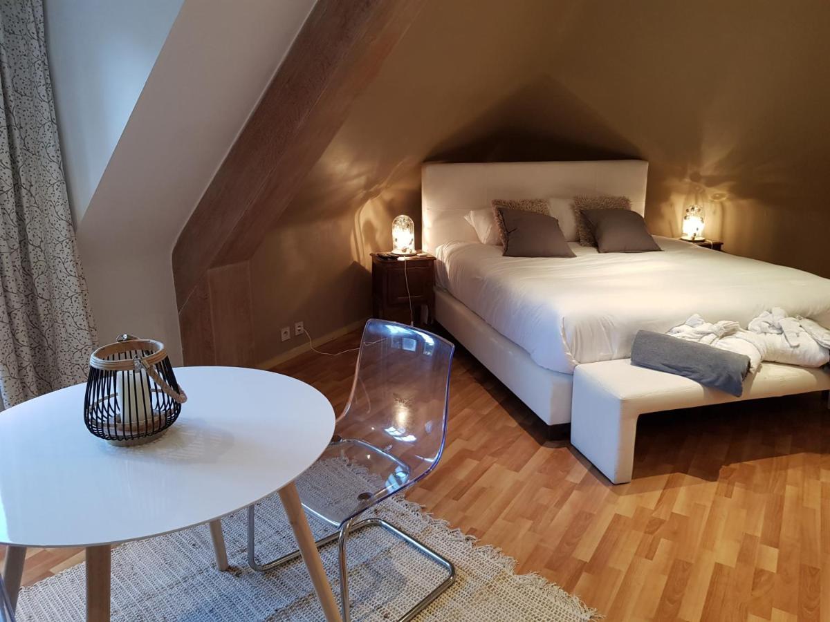 La Bergerie De Lives Bed & Breakfast